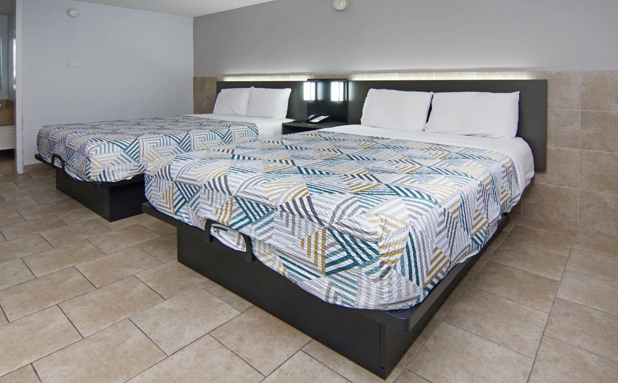 Hotel 6 Mesquite, Tx Town East 2*