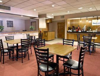 6 Mesquite, Tx Town East Hotel 2*